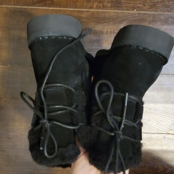 NEW UGG Naiyah Boots Womens 7 Black Suede Wool Shearling Cozy Fur Winter - Picture 6 of 9